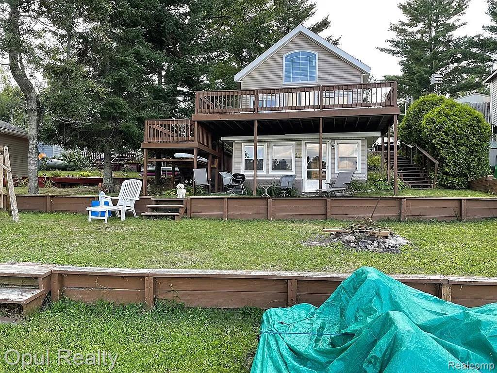 221 Bluegill Lake Road, Harrison, MI 48625 — Photo 7