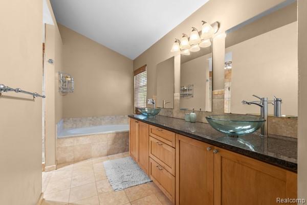 8363 Sherwood Drive, Grand Blanc, MI 48439 — Photo 25