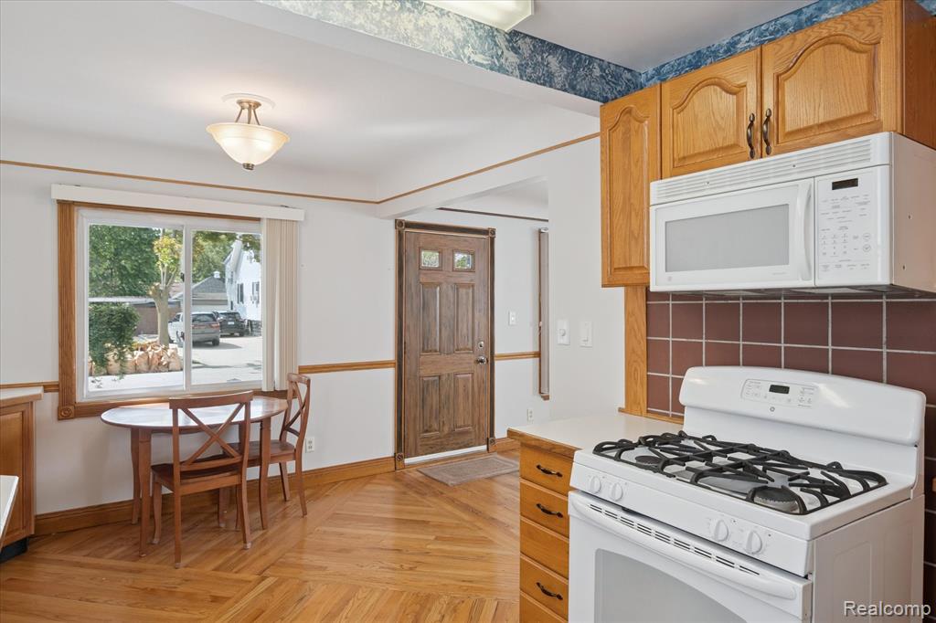 4213 Agnes Avenue, Lincoln Park, MI 48146 — Photo 12
