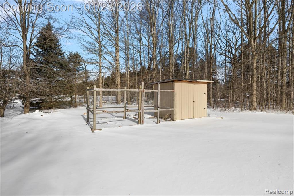 8404 Black River Road, MI 48032 — Photo 46