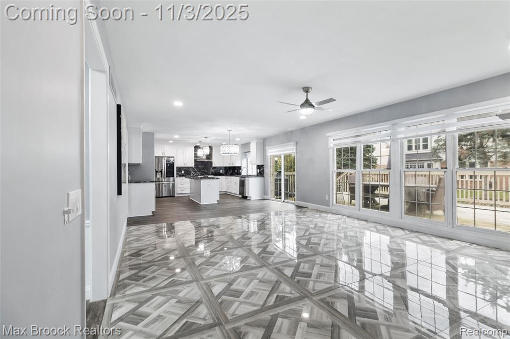 5366 Midchester Court, West Bloomfield, MI 48324 — Photo 9