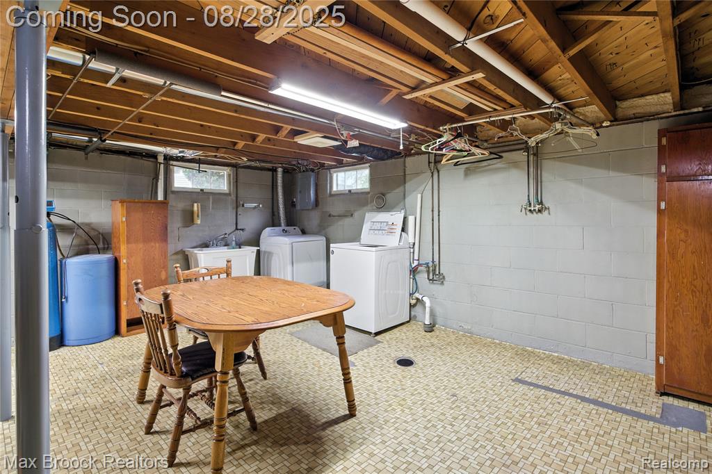 533 N Center Street, Sebewaing, MI 48759 — Photo 21