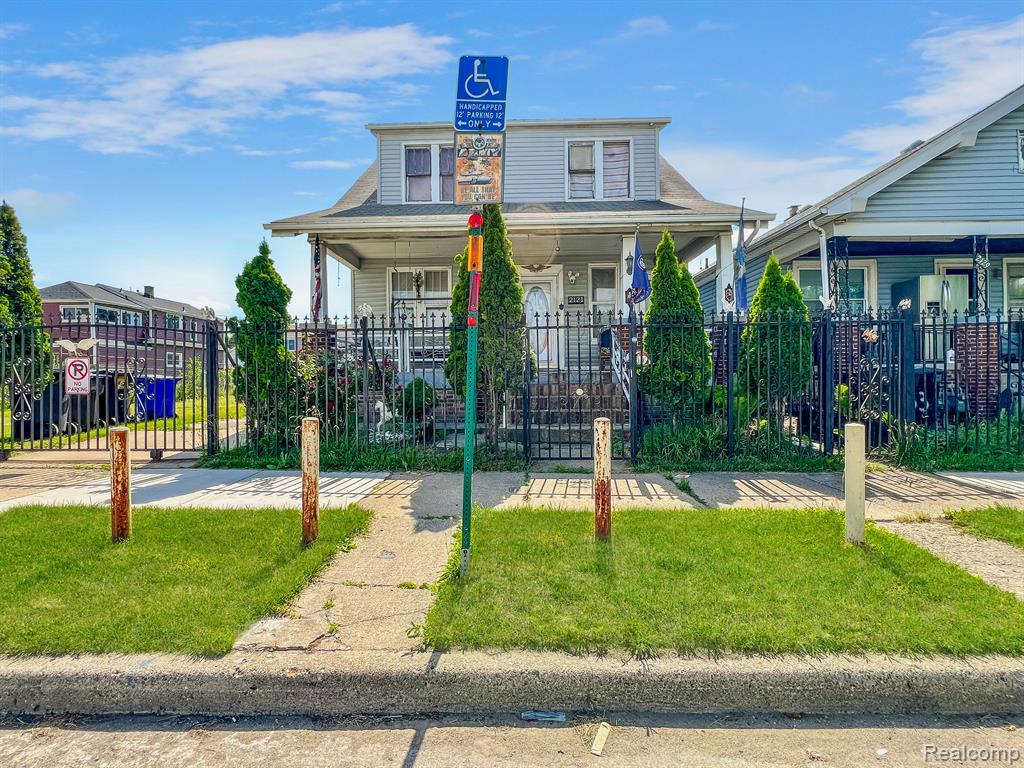 2121 BEARD Street, Detroit, MI 48209 — Photo 5
