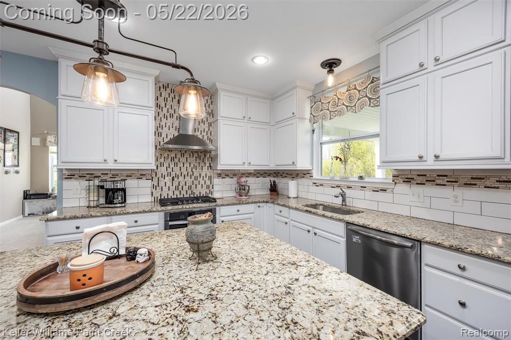863 Appleton Court, Oakland, MI — Photo 6