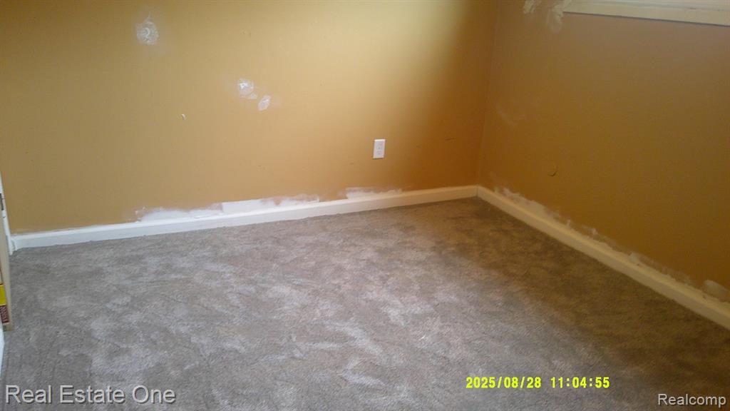 7716 Artesian Street, Detroit, MI 48228 — Photo 12