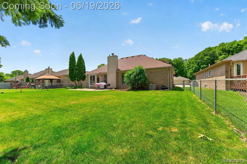 46362 Springhill Drive, Utica, MI 48317 — Photo 44