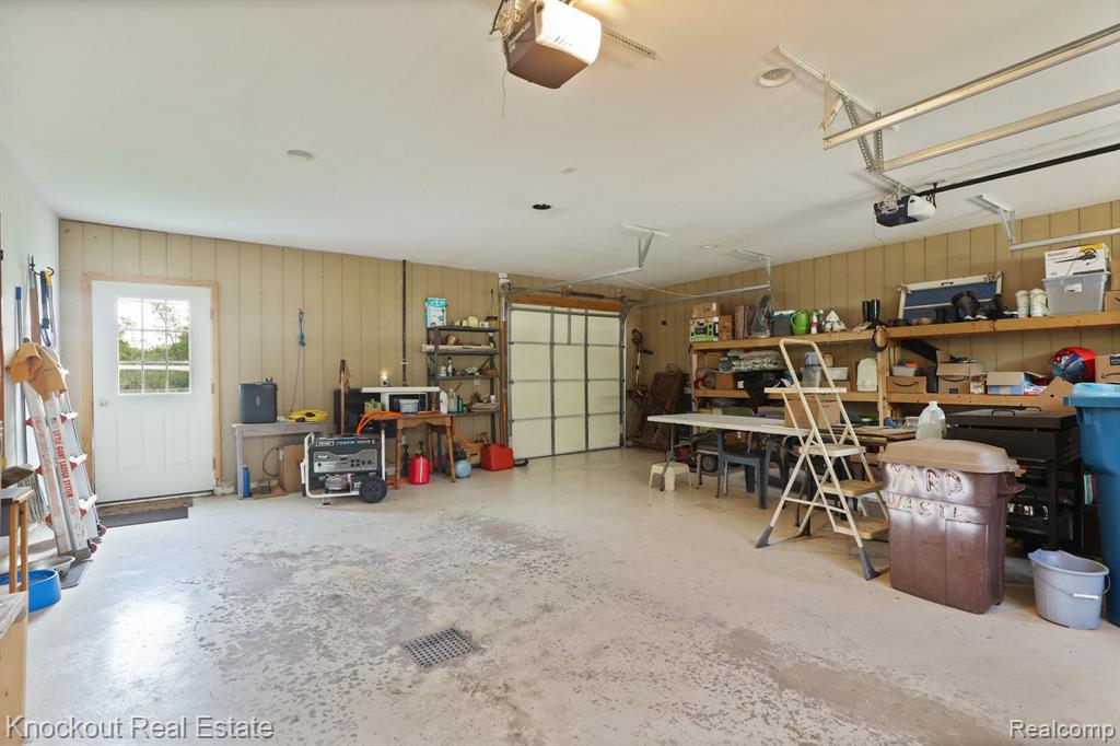966 Athletic Street, Vassar, MI 48768 — Photo 30