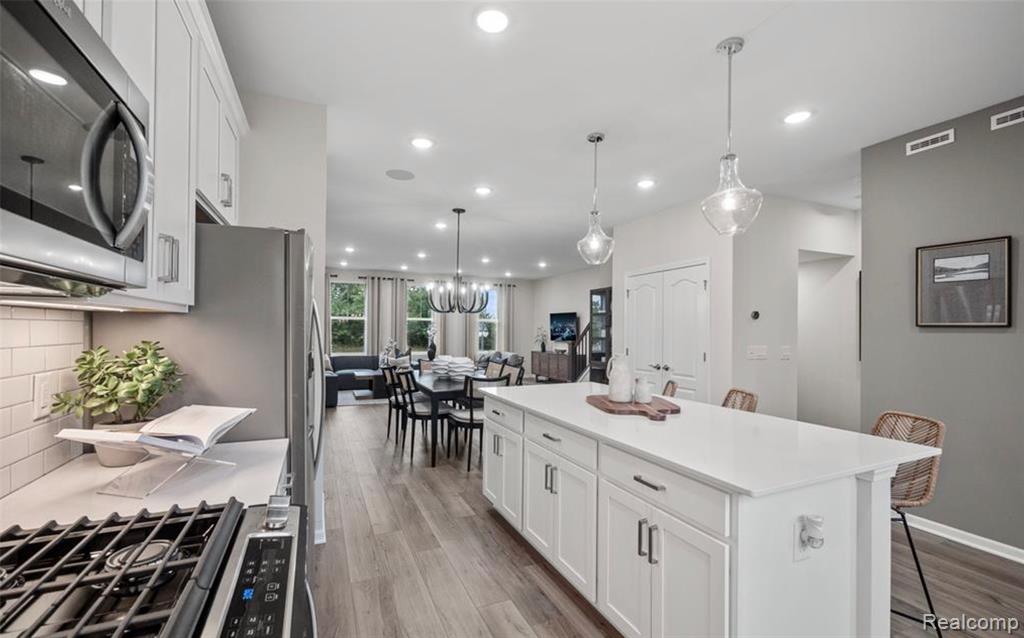 42970 Atwood Avenue, Novi, MI — Photo 8