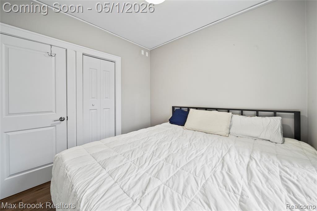 595 E Drayton Street, Ferndale, MI 48220 — Photo 11
