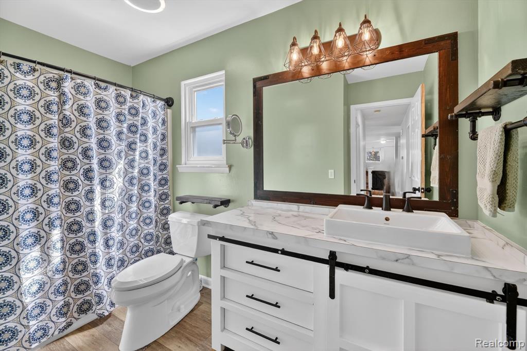 61350 Creekview Drive, South Lyon, MI 48178 — Photo 23