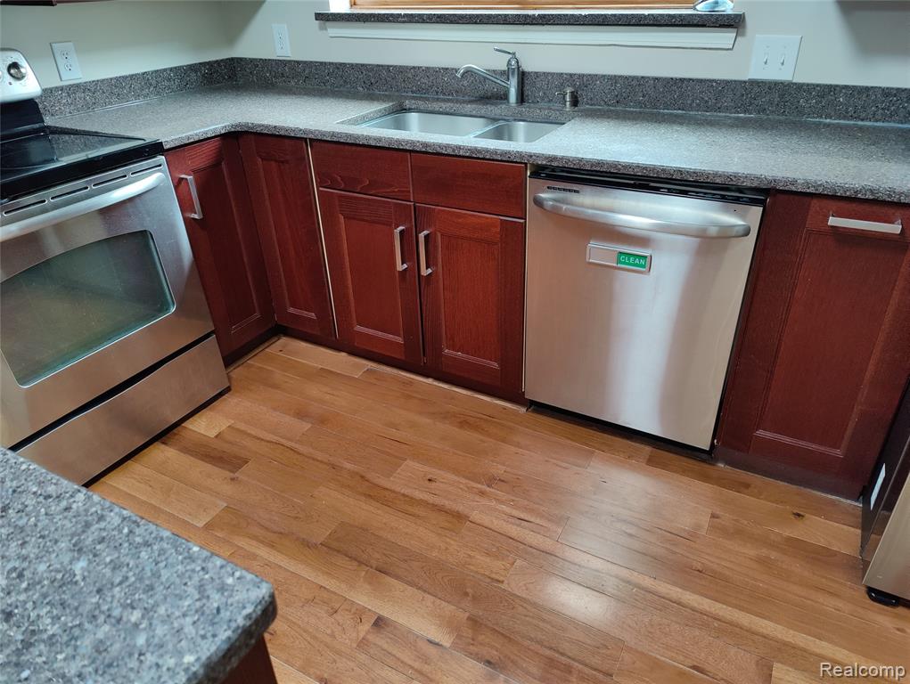 1600 Dunston Road, Canton, MI 48188 — Photo 27