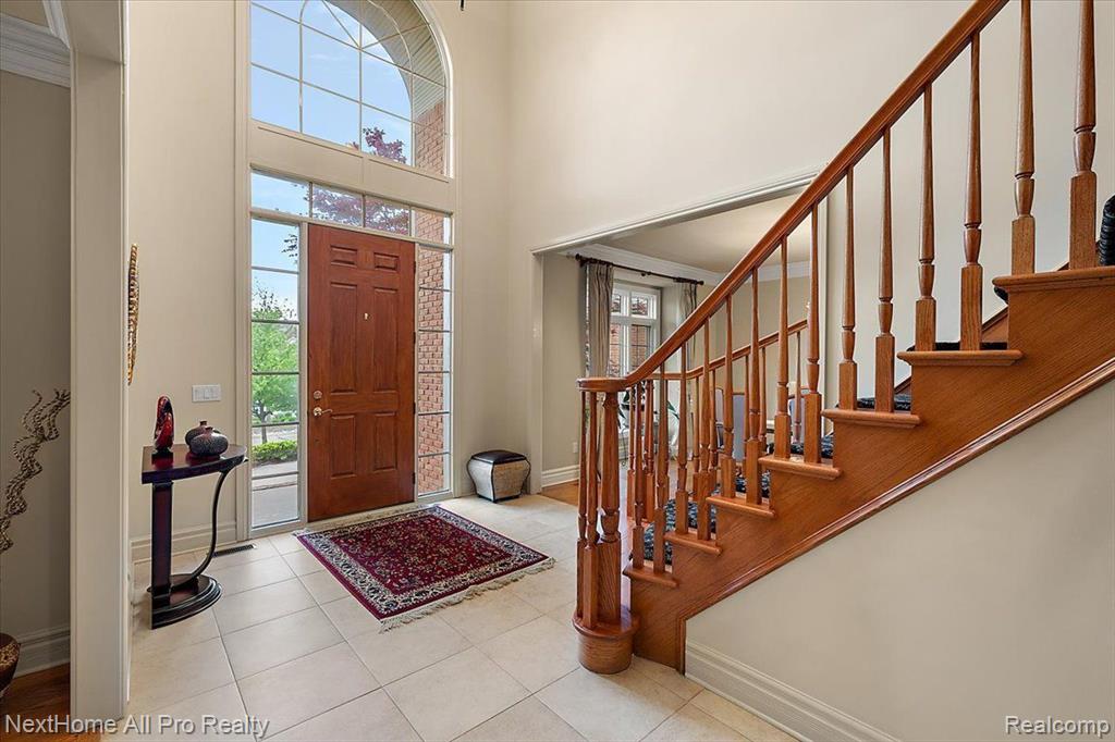18730 MARBLE HEAD Drive, Northville, MI 48168 — Photo 15
