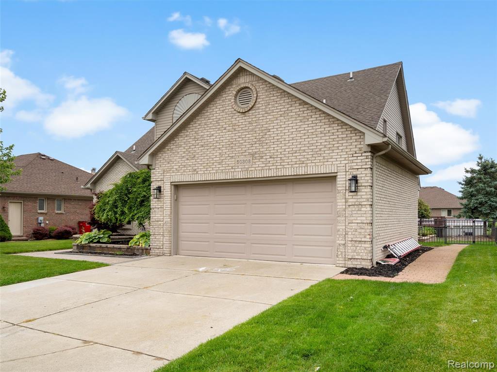 50308 Hillside Drive, Macomb, MI 48044 — Photo 3