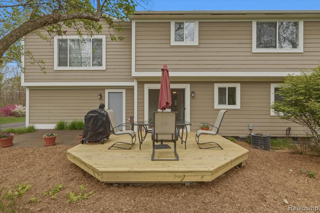 5105 Mohawk Avenue, Clarkston, MI 48348 — Photo 43