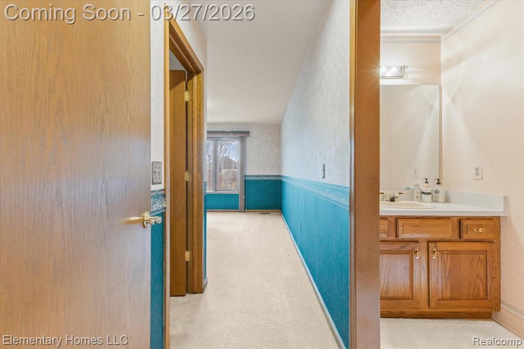 56688 Portsmouth Drive, Utica, MI, 48316