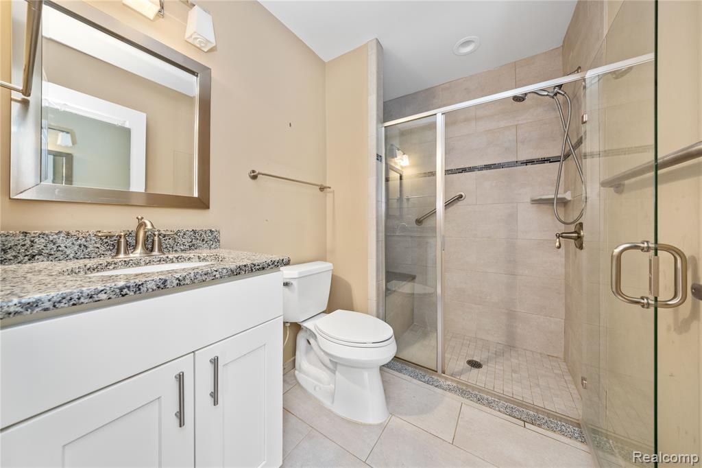 6607 Westbrooke Court, West Bloomfield, MI — Photo 18