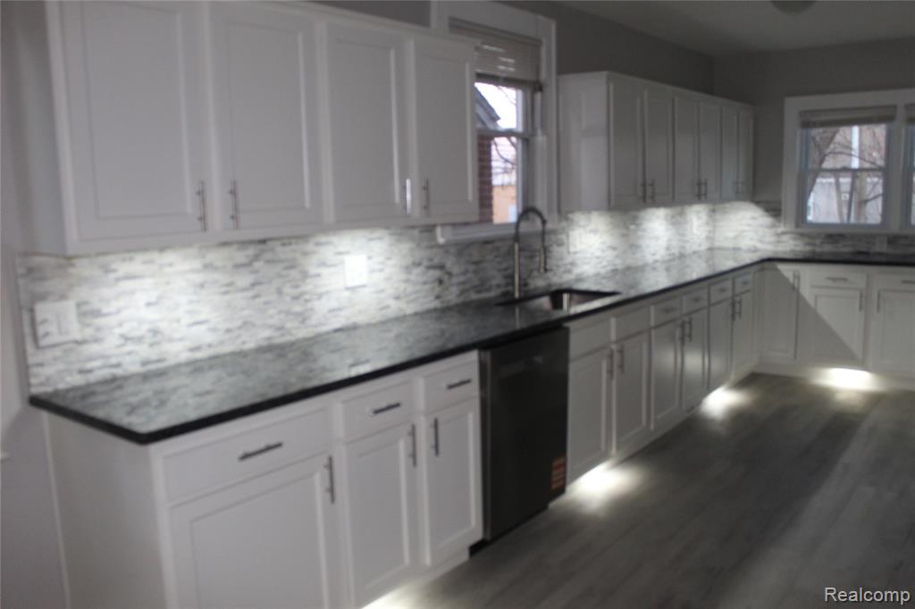16796 turner, Detroit, MI 48221 — Photo 41