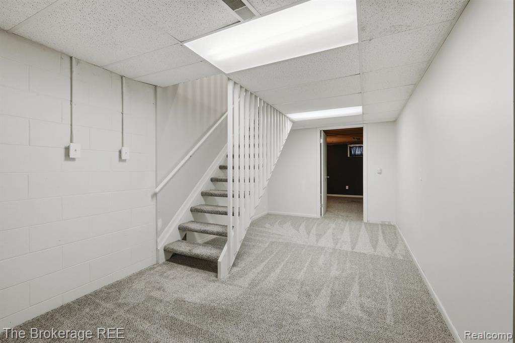 6060 Hearthside Place, Grand Blanc, MI 48439 — Photo 36