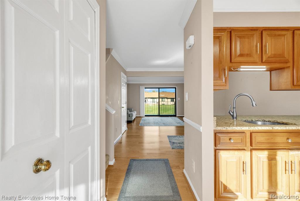 2500 River Apt 55 Road, 55, Marysville, MI 48040 — Photo 10