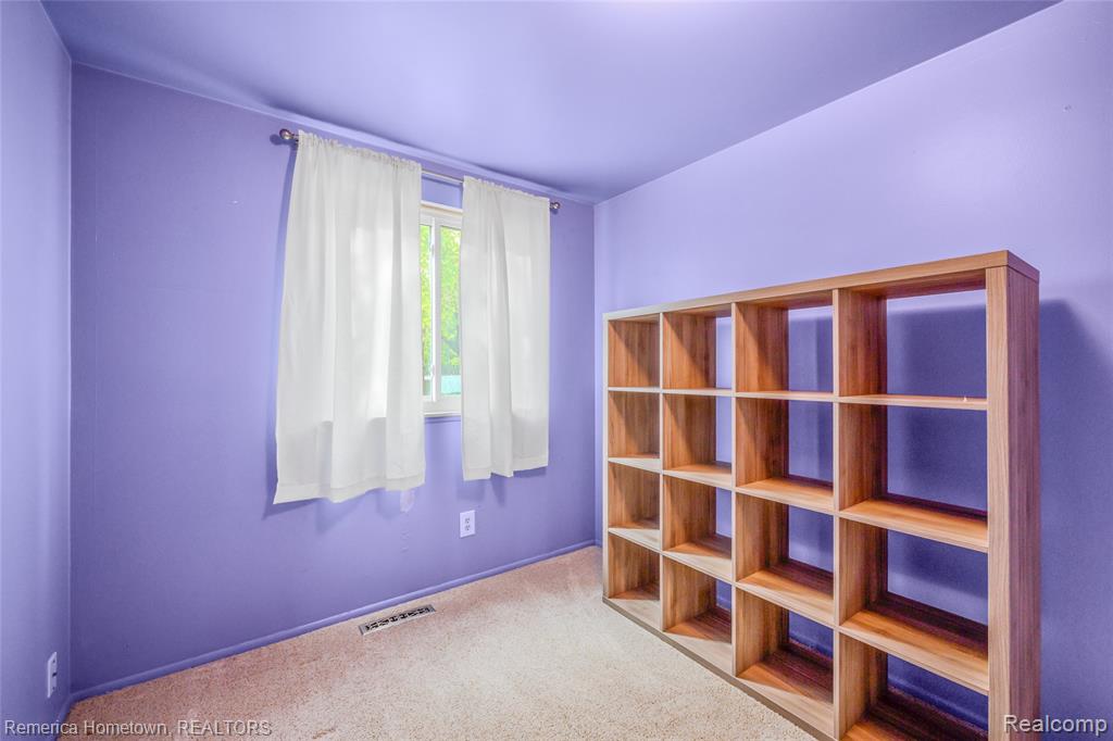 6842 Geronimo Street, Westland, MI — Photo 13