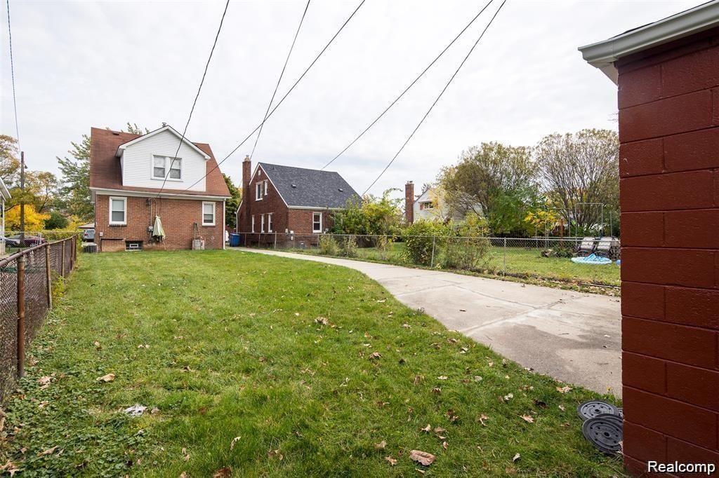 6753 HEYDEN Street, Dearborn Heights, MI 48127 — Photo 6