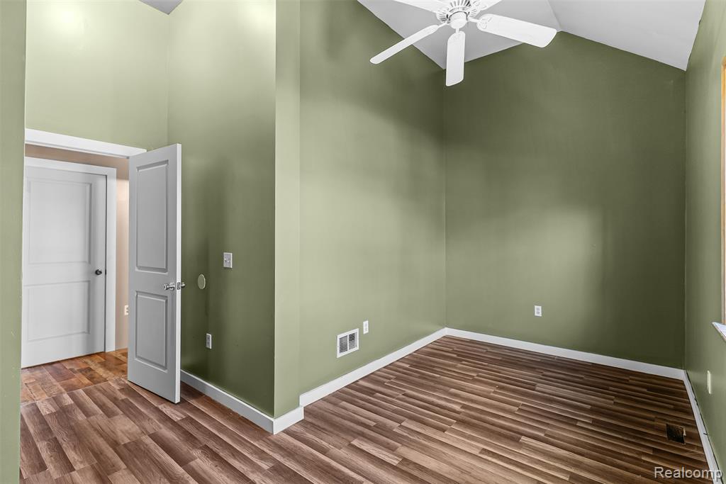 12266 Lillie Road, Byron, MI 48418 — Photo 27