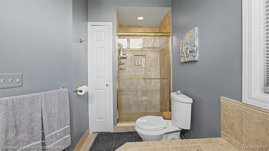 43662 Vintners Place Drive, Sterling Heights, MI 48314 — Photo 33