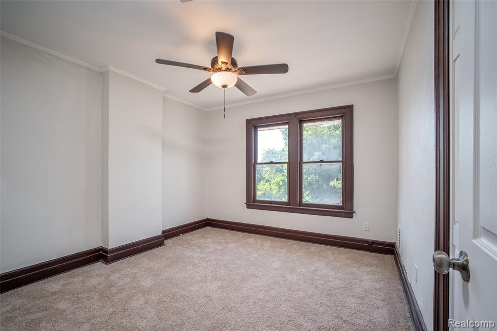 708 Webb Street, Detroit, MI 48202 — Photo 17