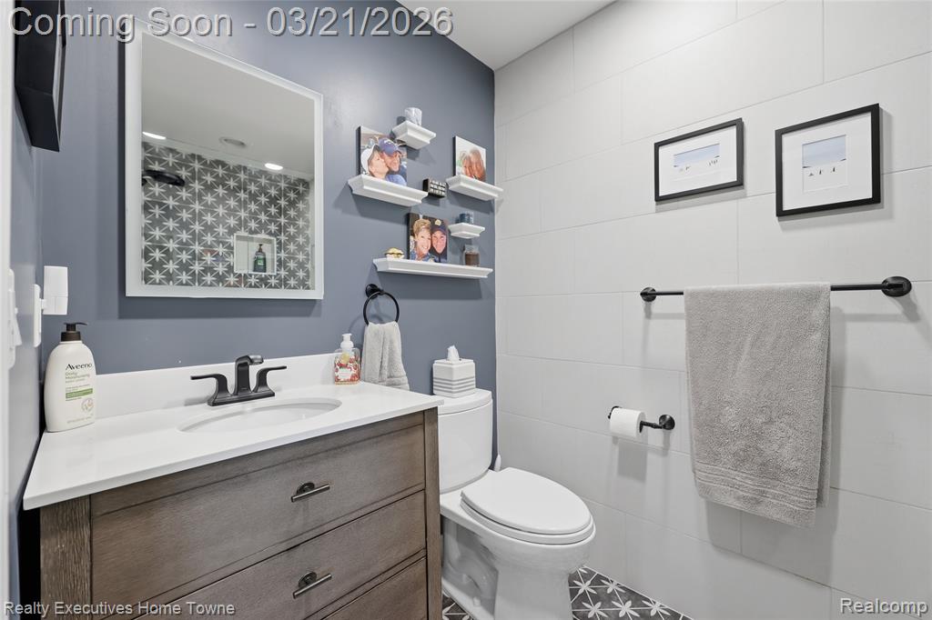 49266 Shenandoah Drive, Macomb, MI 48044 — Photo 29