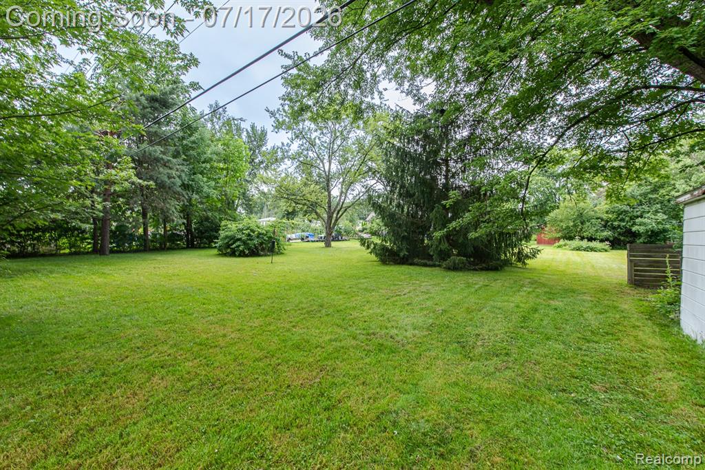 5511 Wright Drive, Troy, MI 48098 — Photo 39