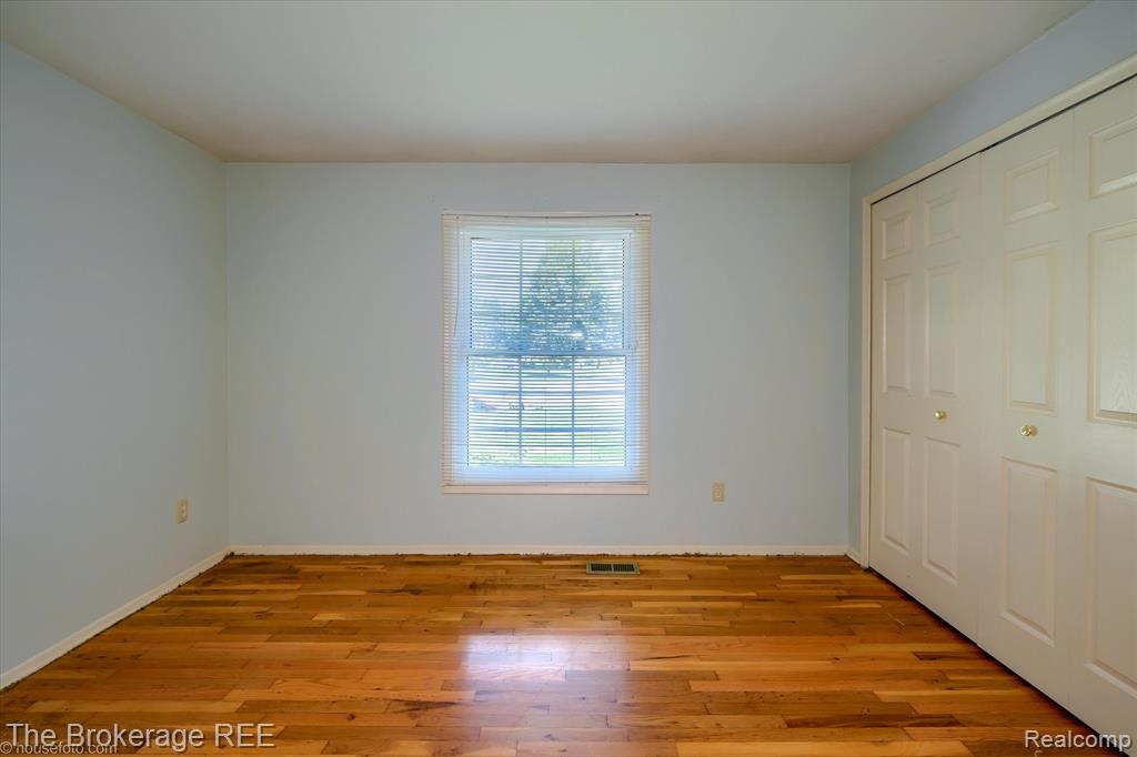 5312 Michael Court, Grand Blanc, MI 48439 — Photo 23