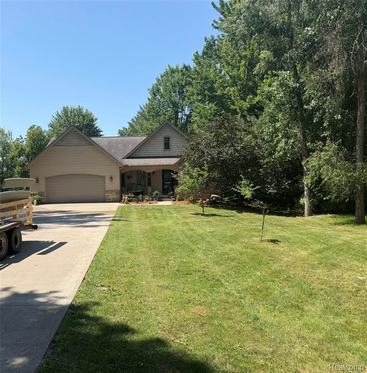 4915 Anglers Lane, Gladwin, MI 48624 — front exterior