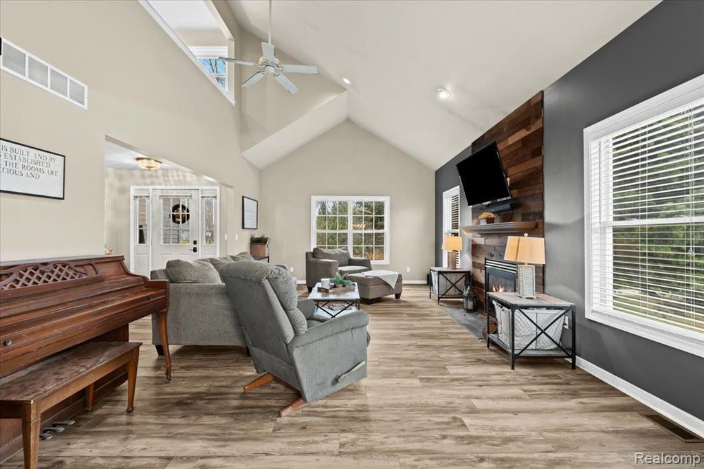 41 SUNSET PINES Drive, Howell, MI 48843 — Photo 5