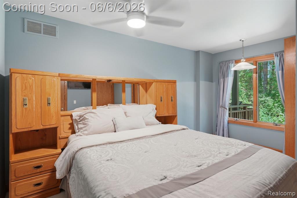356 Avanti Lane, Highland, MI — Photo 26