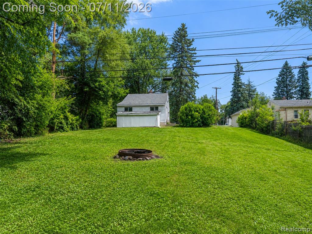 4855 Hatchery Road, Waterford, MI 48329 — Photo 29