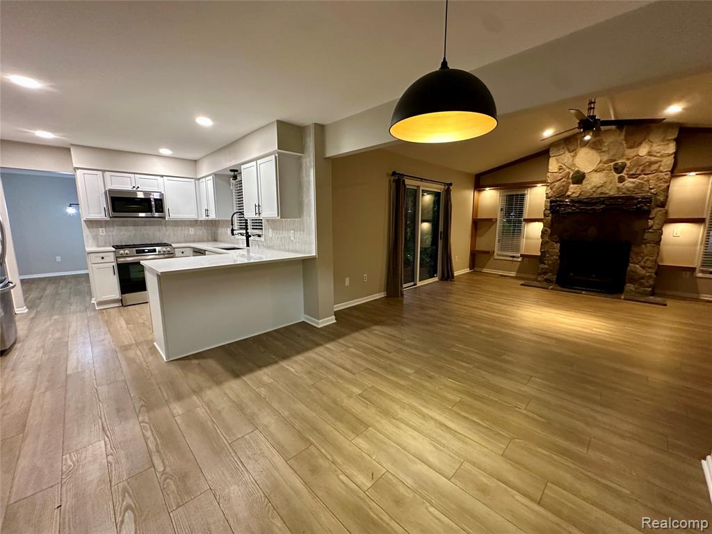85 Overlake Drive, Lake Orion, MI 48362 — Photo 8