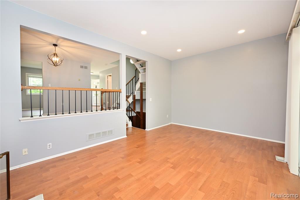 5177 Buckingham, Troy, MI 48098 — Photo 16