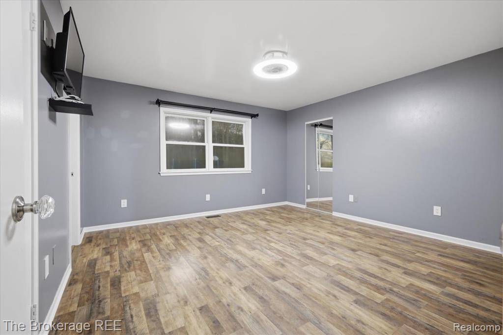 8254 Nichols Road, Gaines Vlg, MI 48436 — Photo 26