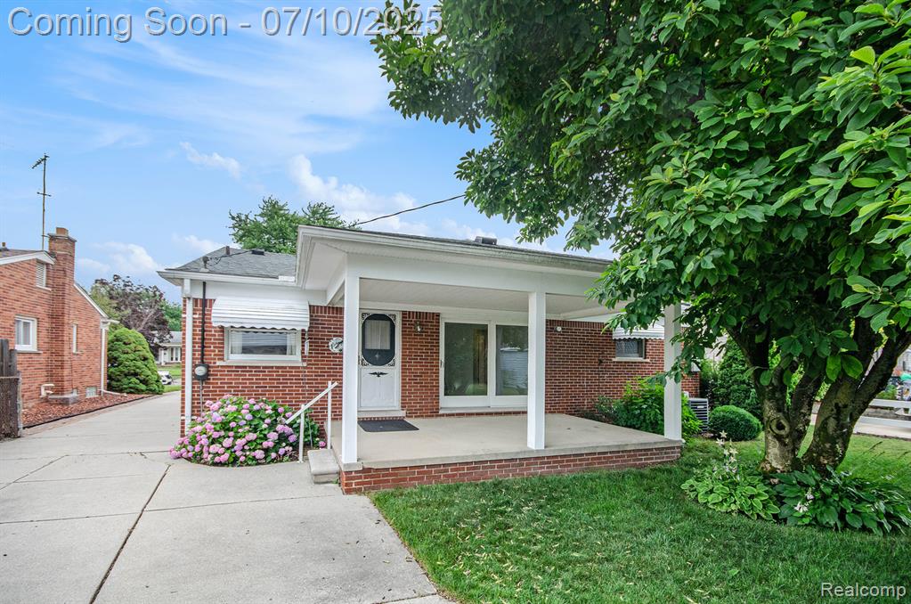 6147 Dwight Street, Dearborn Heights, MI 48127 — Photo 19