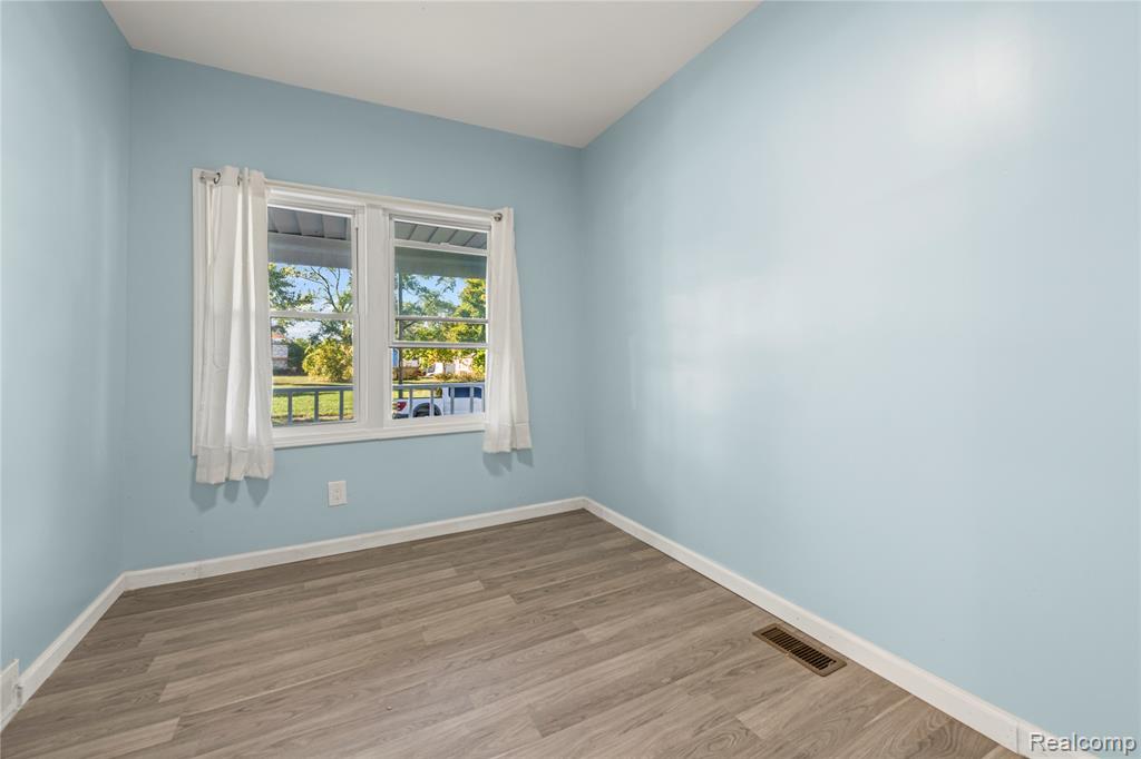 17144 Justine Street, Hamtramck, MI 48212 — Photo 9