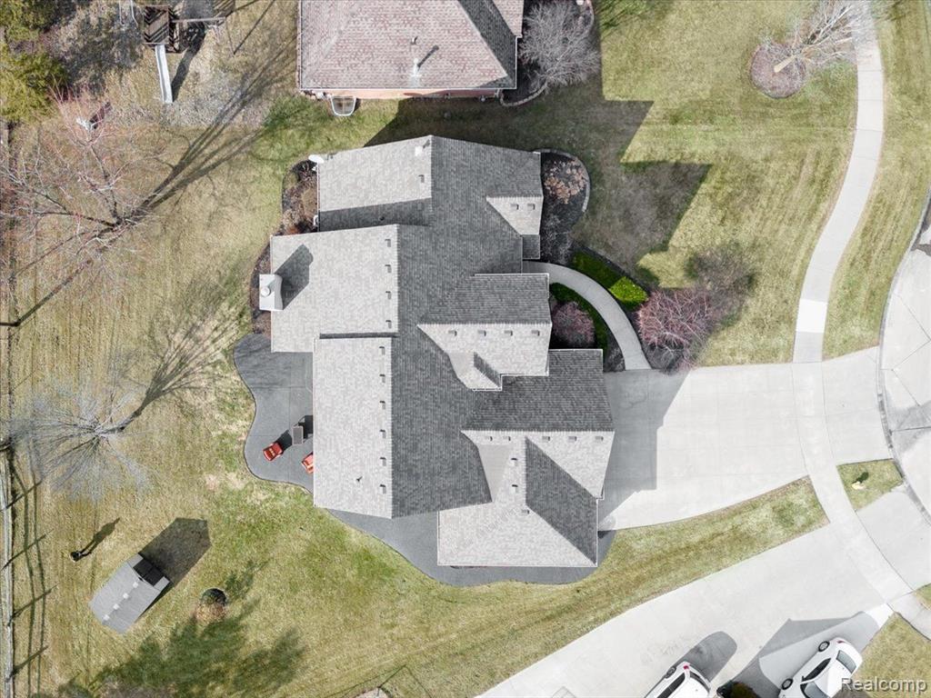 49275 SANTA ANITA Drive W, Chesterfield, MI 48047 — Photo 10