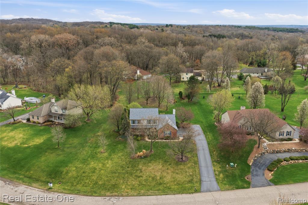 8135 Kimble Drive, Pinckney, MI 48169 — Photo 39