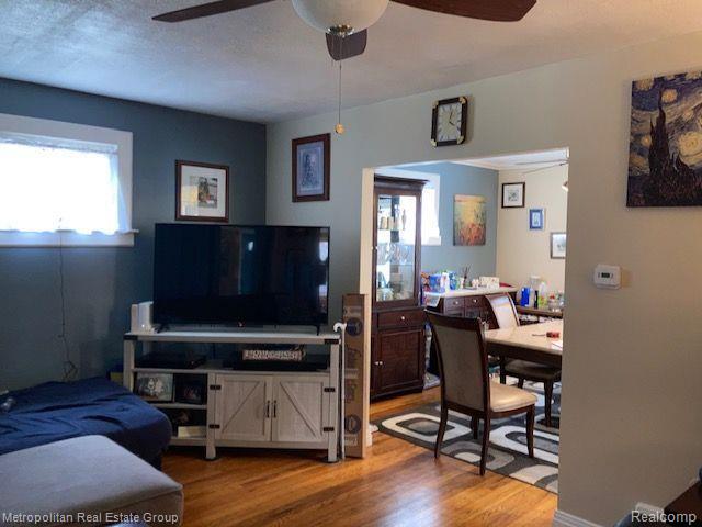 8403 HARDING, Center Line, MI 48015 — Photo 7