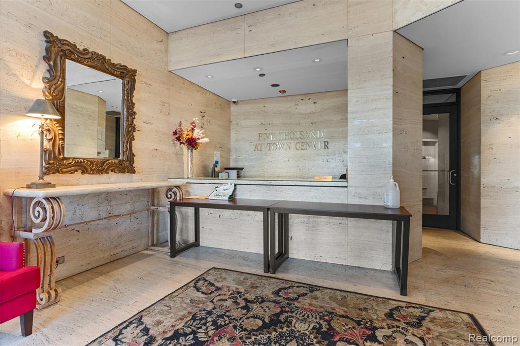 5000 Town Center Center, 306, Southfield, MI 48075 — Photo 15
