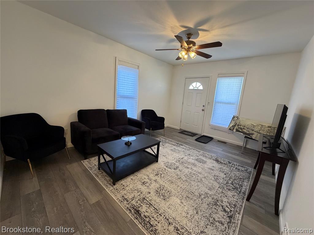 398 N Saginaw Street, Pontiac, MI 48342 — Photo 19