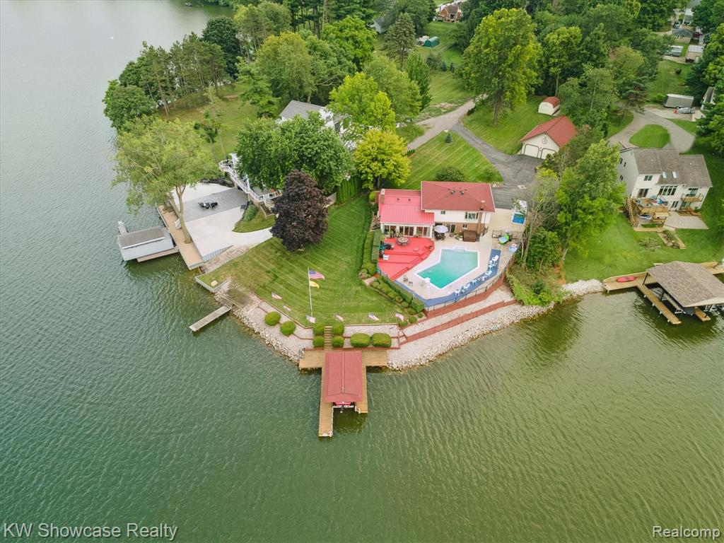 42494 E Huron River Drive, Belleville, MI 48111 — Photo 47