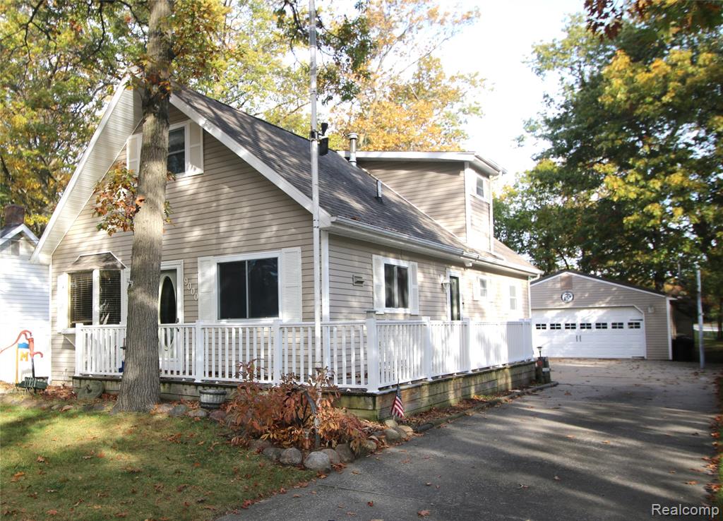 9000 Point Charities, Pigeon Vlg, MI — front exterior