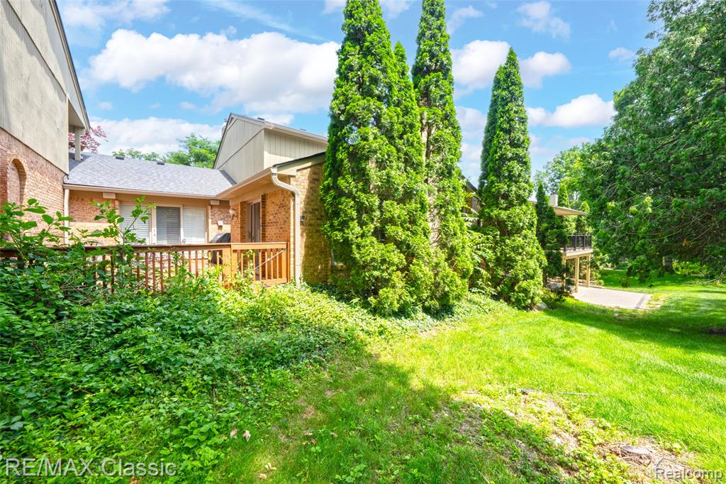 727 Arbor Court, Bloomfield Hills, MI 48304 — Photo 11