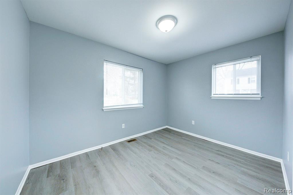 9057 GARFIELD Drive, Whitmore Lake, MI 48189 — Photo 10