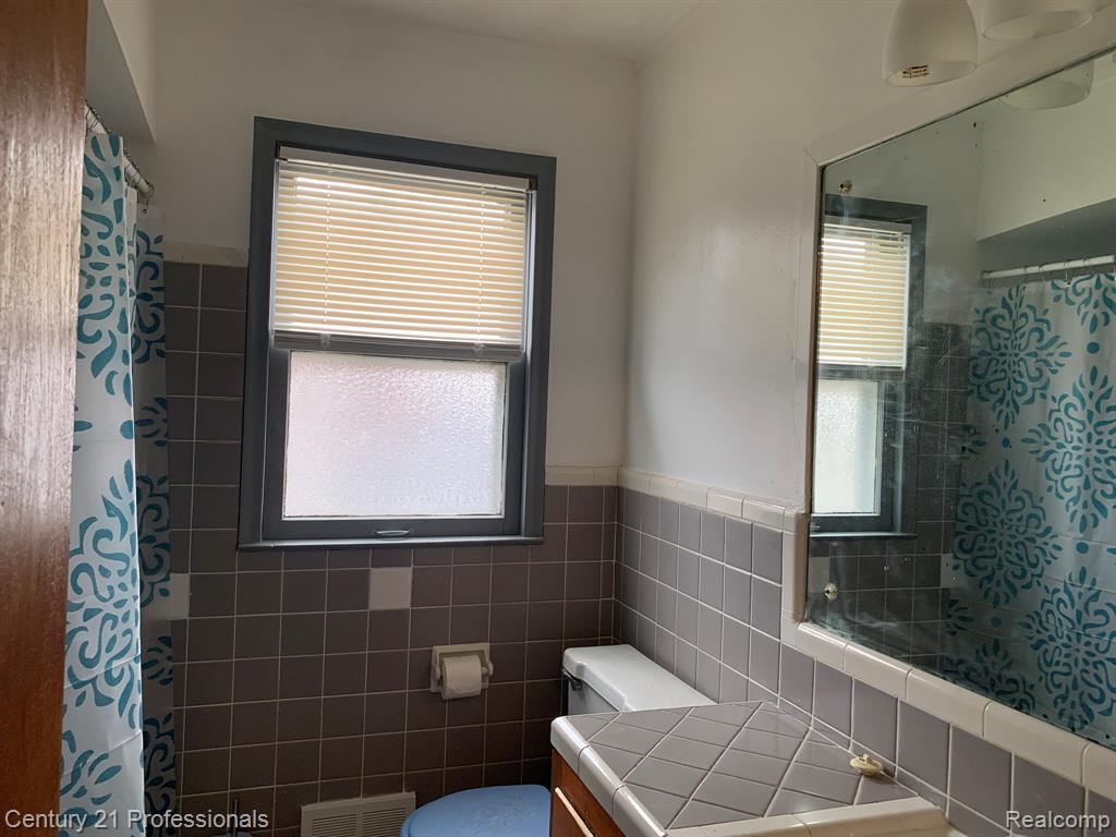 19662 Charest Street, Detroit, MI 48234 — Photo 19